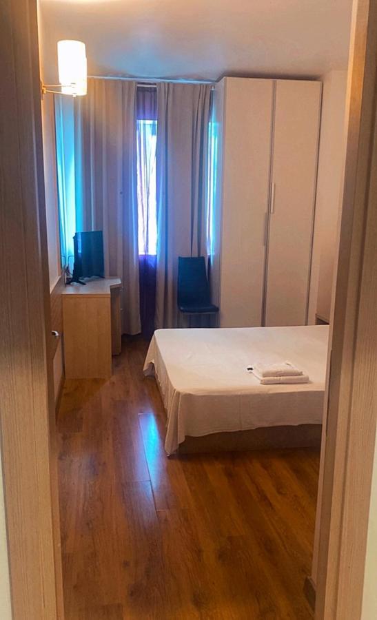 Dmt Apartament Rin Grand Бухарест Екстер'єр фото
